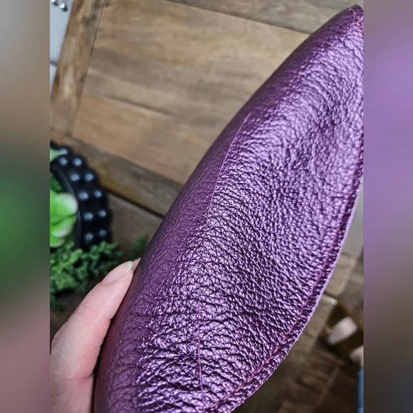 Portland Leather Goods Flappy Snappy Pouch Ultra Violet - Picture 8 of 12